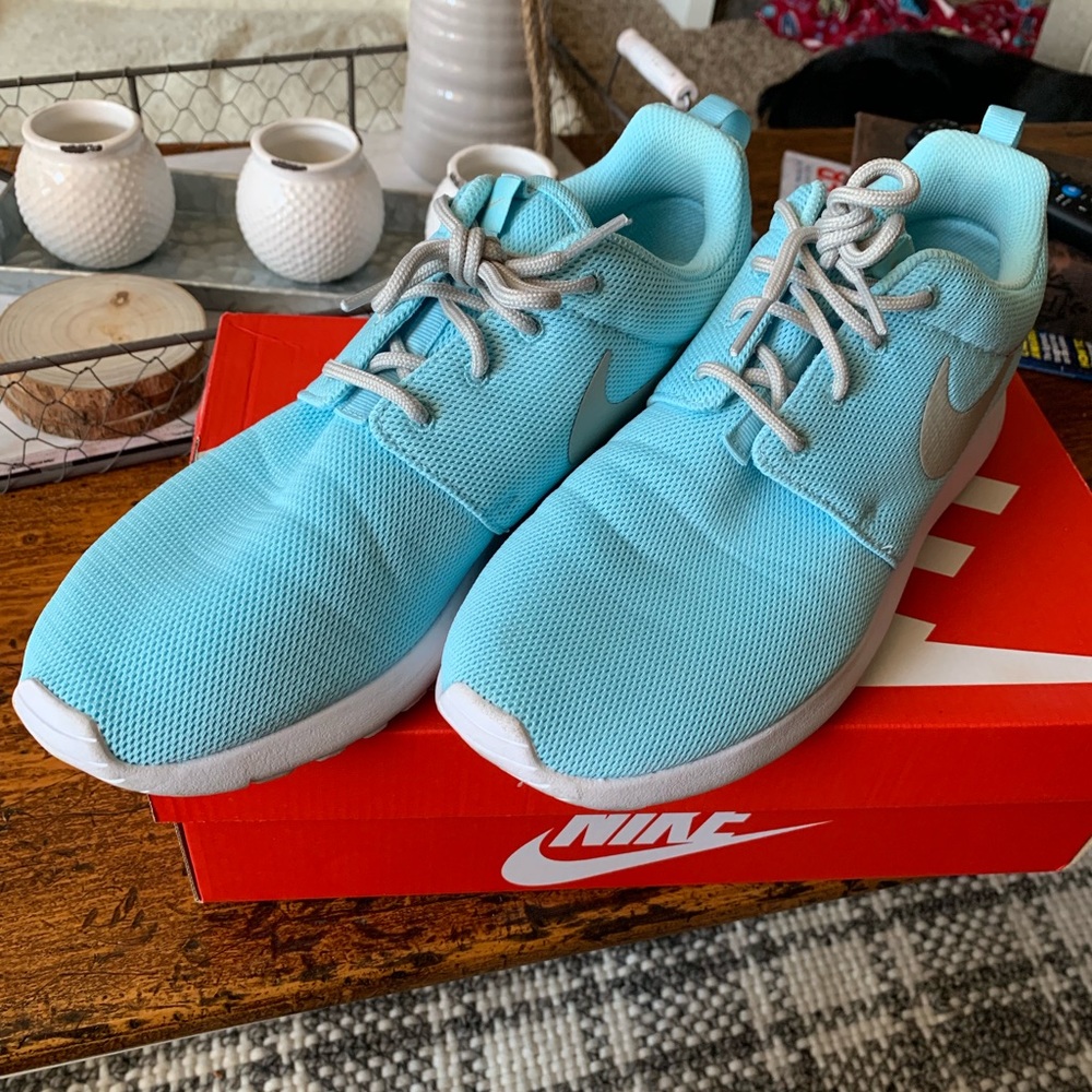 Women Nike Roshe